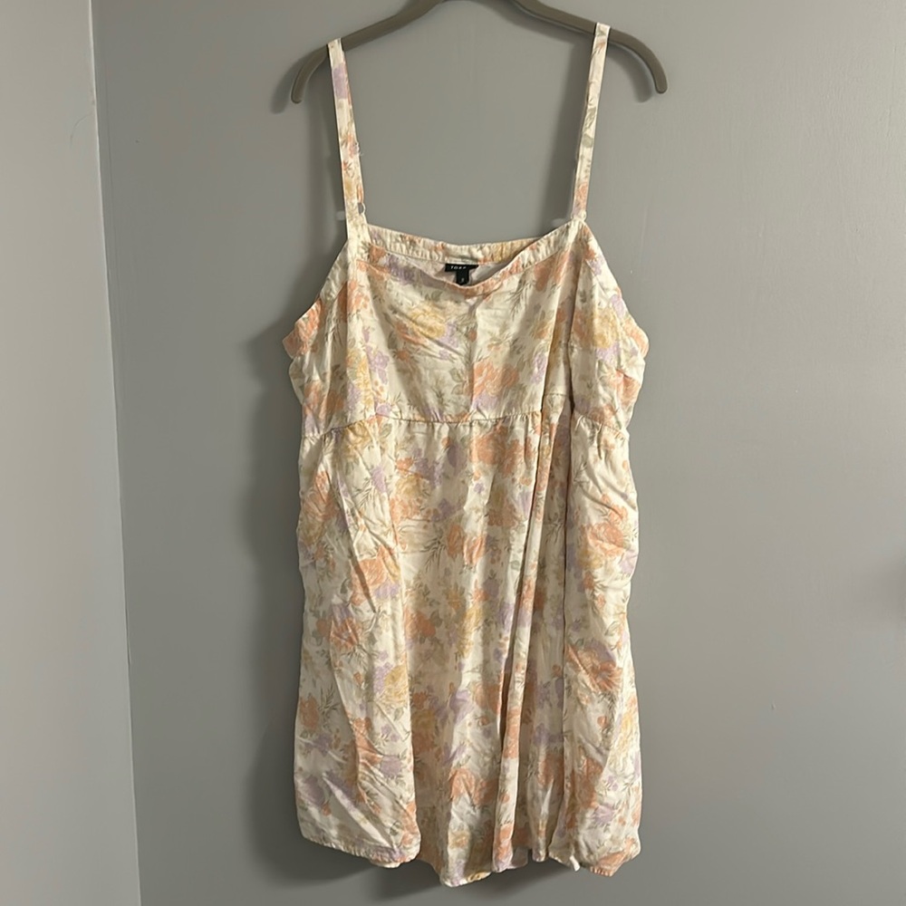 Torrid size 3 beige floral mini dress
